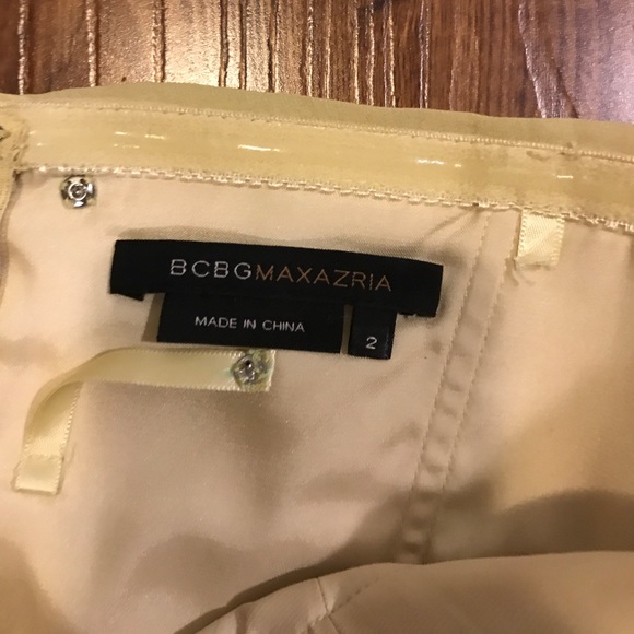 Dress - Picture 4 of 9